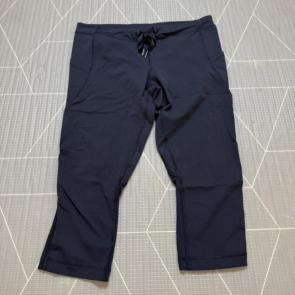 Lululemon Beach Runner Crop 10 Black LW6926S Lowrise Gym Run